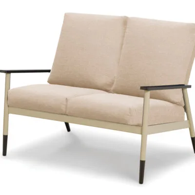 Welles Cushion Two-Seat Loveseat no Welting