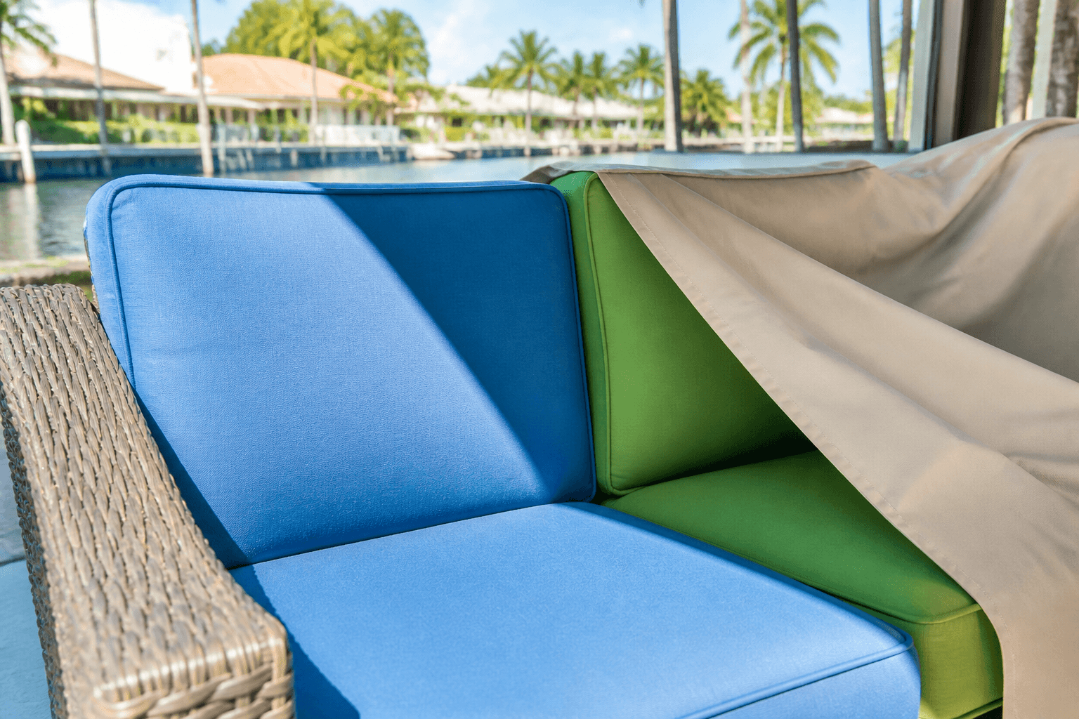 UV Protection Patio: 8 Brilliant Ways to Stop Furniture... 4 Close-up of UV Protection Patio fabric showing water beading off